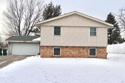 4295 Sequoia Dr, Eagan, MN 55122