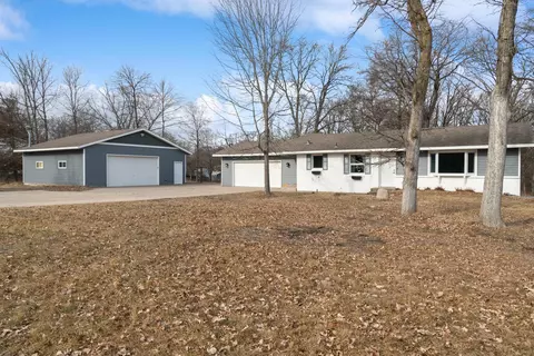 12176 44th St, Clear Lake, MN 55319