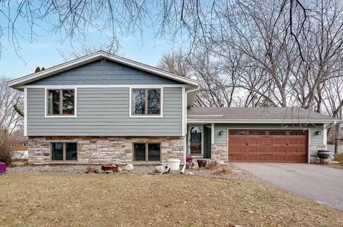 13221 James Ave S, Burnsville, MN 55337