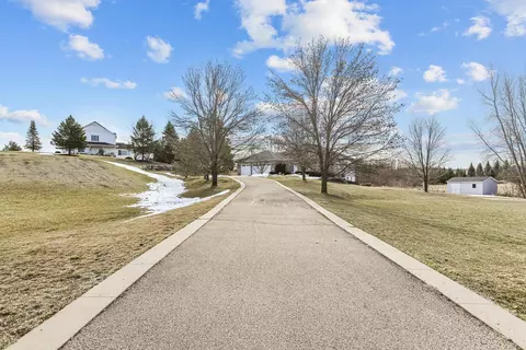 9458 Scott St, Greenfield, MN 55373