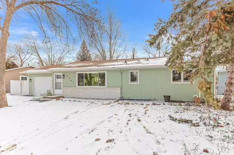 2042 Flint Ln, Eagan, MN 55122