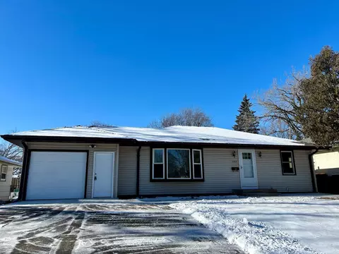 3805 Georgia Ave N, Crystal, MN 55427