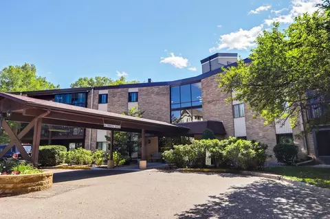 2670 Oxford St N #226, Roseville, MN 55113