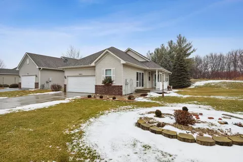 3993 Meadowview Ter, Saint Bonifacius, MN 55375