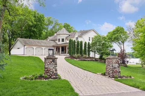575 Oxford Rd, Orono, MN 55356