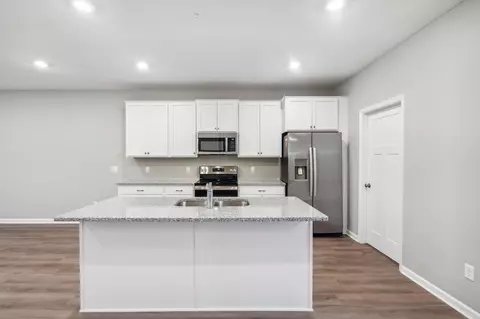 13645 Marsh View Trl, Rogers, MN 55374
