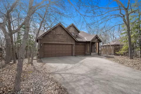 1232 Mourning Dove Ct, Eagan, MN 55123