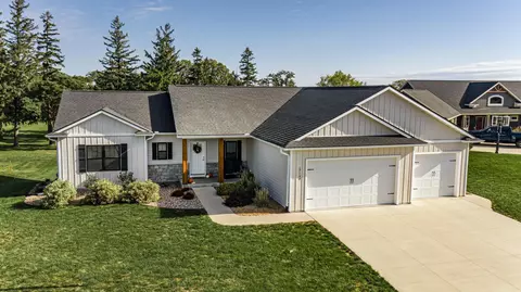 17143 Hilltop Ln SE, Chatfield, MN 55923