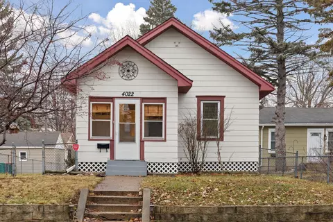 4022 2nd St NE, Columbia Heights, MN 55421