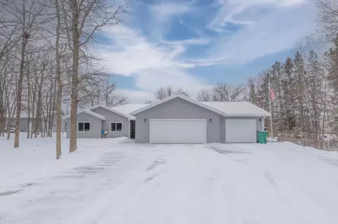 3132 Goldenrod St NE, Bemidji, MN 56601