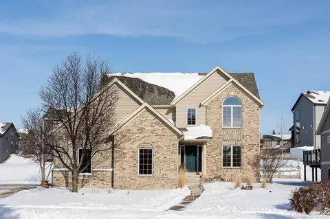 1873 Fieldstone Rd SW, Rochester, MN 55902