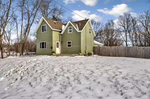 319 Adams Ave NW, Owatonna, MN 55060