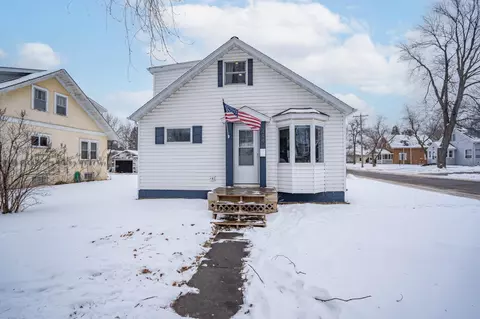 444 8th St, Cloquet, MN 55720
