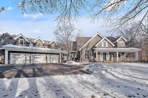 2730 Rainey Rd, Wayzata, MN 55391