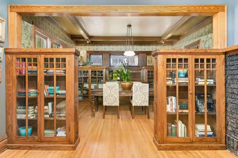 2204 Dayton Ave, Saint Paul, MN 55104