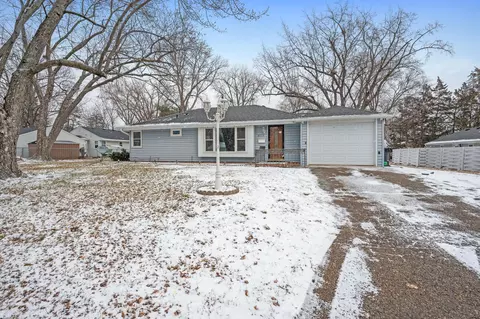 8729 12th Ave S, Bloomington, MN 55425