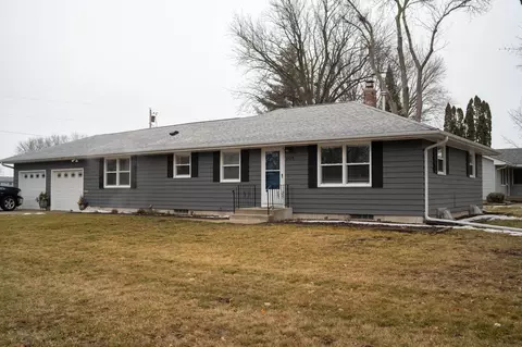 105 16th St E, Glencoe, MN 55336 photo 46