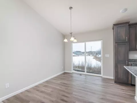 2135 River Bend Trl, Mayer, MN 55360 photo 9