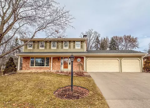 7180 Montrose Rd, Woodbury, MN 55125