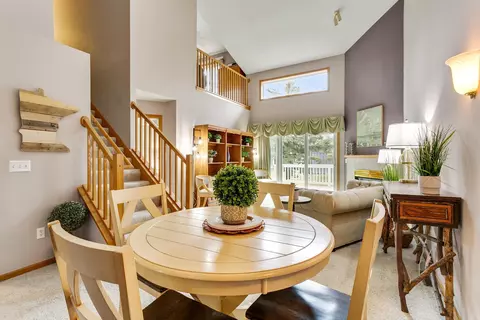 2706 River Woods Ln, Burnsville, MN 55337