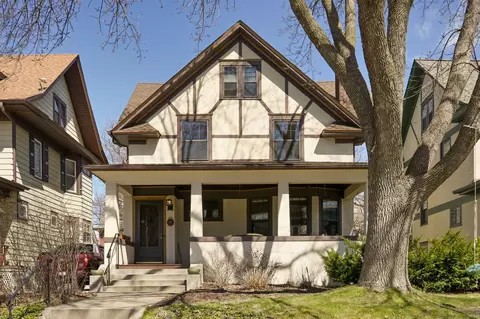1133 Laurel Ave, Saint Paul, MN 55104