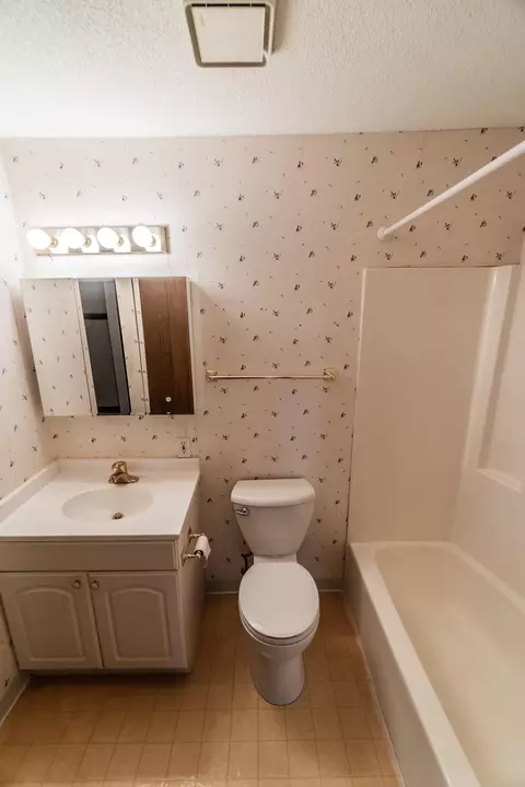 3420 Golfview Dr #300, Eagan, MN 55123 photo 30