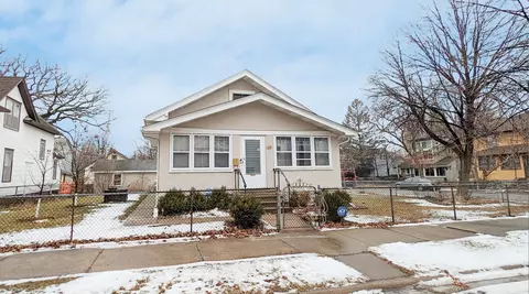 995 Ryde St, Saint Paul, MN 55103