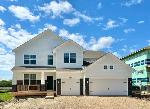 4702 Devonshire Ln, Chaska, MN 55318