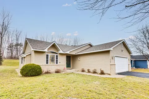 1763 Beebe Rd, Maplewood, MN 55109