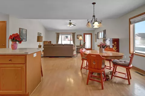 1906 W Oakes Dr, Saint Cloud, MN 56303 photo 6