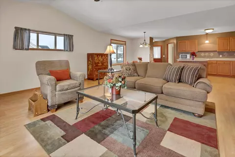 1906 W Oakes Dr, Saint Cloud, MN 56303 photo 11