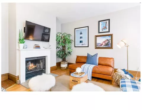 627 Grand Ave #7, Saint Paul, MN 55105