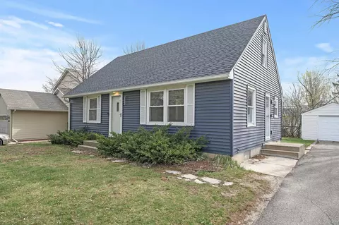 2008 Mendelssohn Ave N, Golden Valley, MN 55427