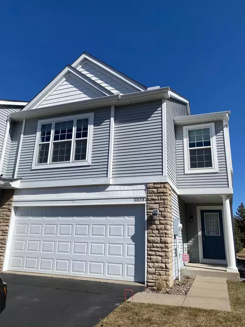 10658 Pond Curv, Woodbury, MN 55129