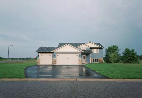 904 11th Ave SW, Rice, MN 56367
