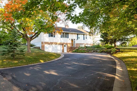 1116 W Maple St, River Falls, WI 54022