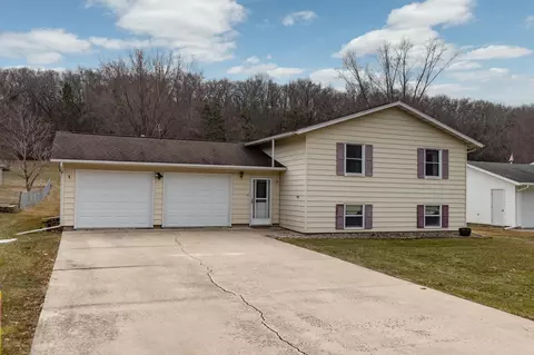 1014 Wahlen Valley Rd NE, Chatfield, MN 55923