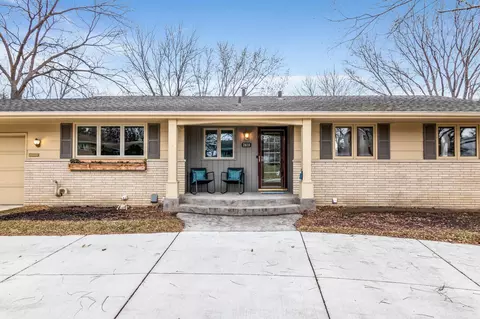 2010 Zealand Ave N, Golden Valley, MN 55427