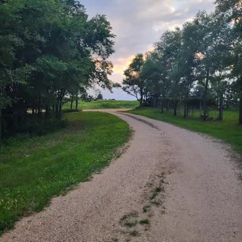 Nnn 11th St Ne, Spicer, MN 56288