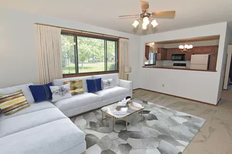 5545 Donegal Dr, Shoreview, MN 55126