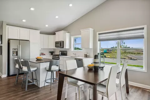1939 Fulton Rd, Carver, MN 55315