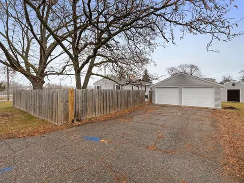 105 E 91st St, Bloomington, MN 55420 photo 13
