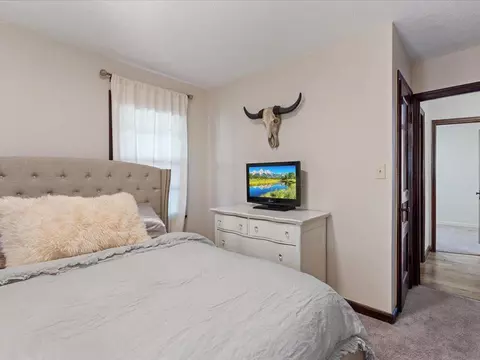 Bedroom - 417 B St NE, Brainerd, MN 56401 photo 2 of 6