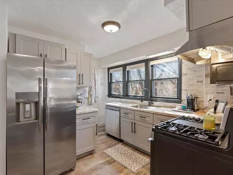 Kitchen - 417 B St NE, Brainerd, MN 56401 photo 1 of 4