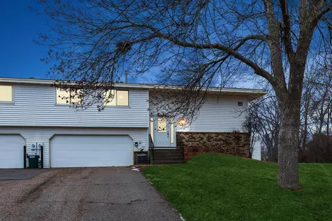 1746 Woodgate Ln, Eagan, MN 55122