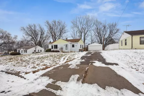 1890 Kathleen Dr, West Saint Paul, MN 55118