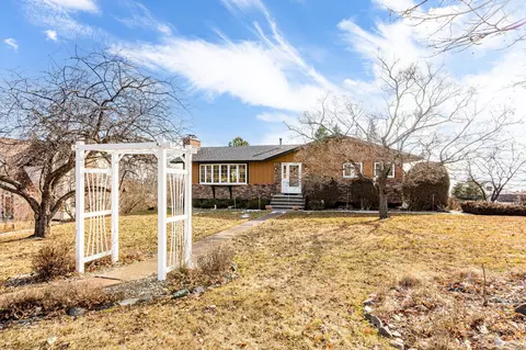 2800 Greysolon Rd, Duluth, MN 55812