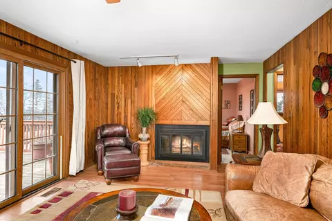 Living - 2800 Greysolon Rd, Duluth, MN 55812 photo 10 of 13