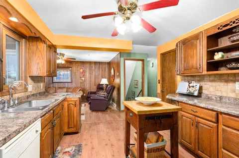 Kitchen - 2800 Greysolon Rd, Duluth, MN 55812 photo 1 of 4