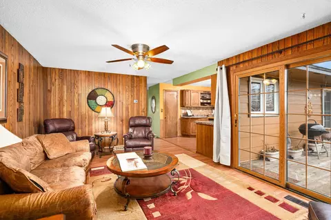 Living - 2800 Greysolon Rd, Duluth, MN 55812 photo 11 of 13